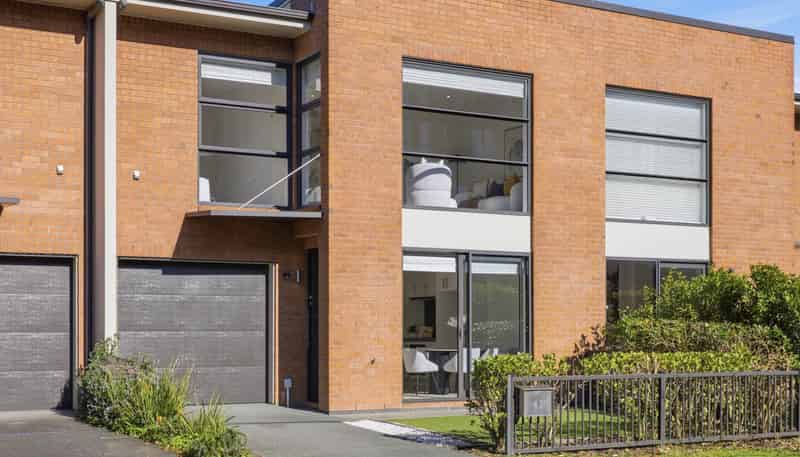 43 Scoria Crescent, Stonefields