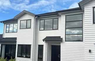 1 Maka Terrace, Silverdale