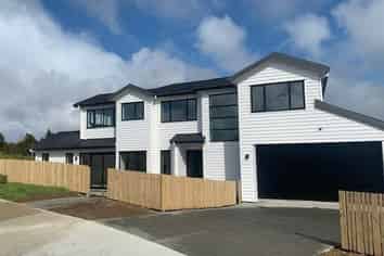 1 Maka Terrace, Silverdale
