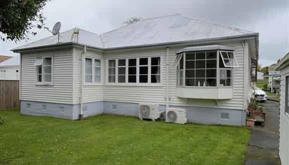 10 Rangiora Avenue, Roslyn