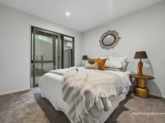 74D Sycamore Drive, Sunnynook