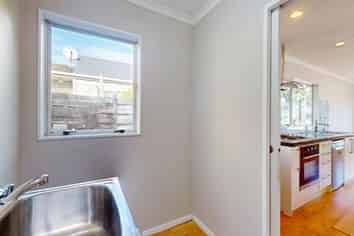 53 Hazlewood Avenue, Karori