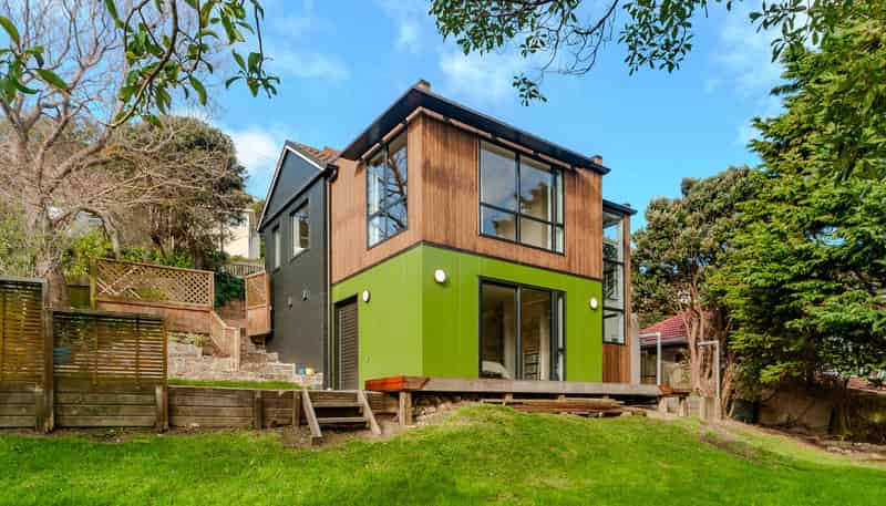 9 Elphinstone Avenue, Strathmore Park