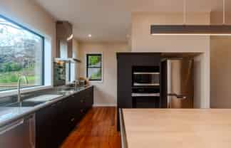 9 Elphinstone Avenue, Strathmore Park
