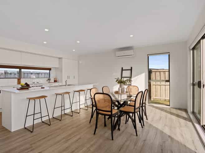 44 William Dawson Crescent, Wigram