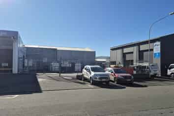 High-Profile Trade Premises on St Vincent Street