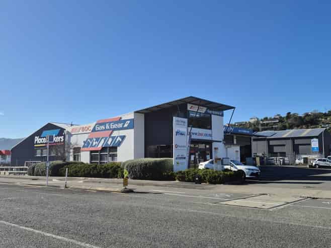 High-Profile Trade Premises on St Vincent Street
