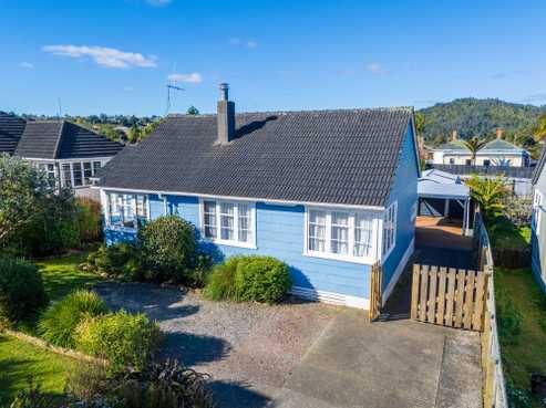 24 Weaver Street, WHAU VALLEY