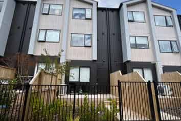 7 Paetai Lane, Te Atatu Peninsula