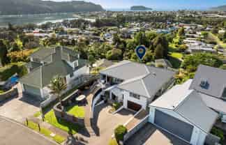 133 Bruce Wallace Place, Whangamata