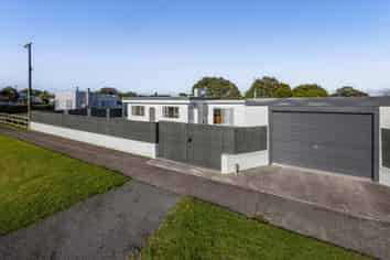 62 Gisborne Terrace, Opunake