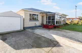 11 Tidal Road, Mangere