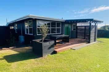 9 Westside Road, Port Waikato