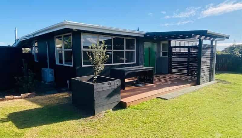 9 Westside Road, Port Waikato