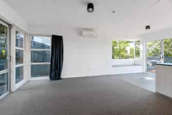10 Chrome Place, Henderson