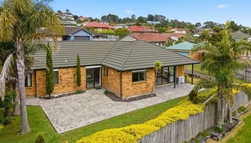 19 Black Teal Close, Unsworth Heights
