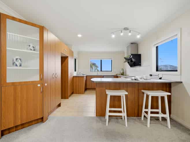 19 Black Teal Close, Unsworth Heights