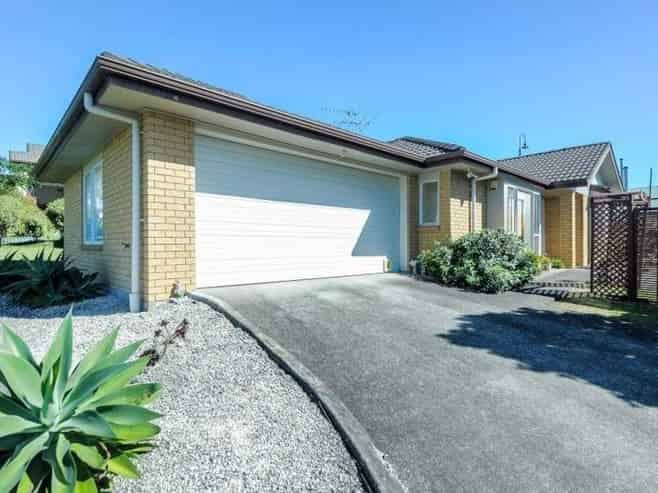 8 Rush Creek Drive, Westgate
