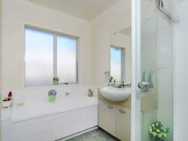 8 Rush Creek Drive, Westgate
