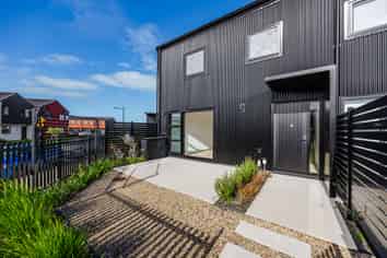 30 Te Tihi Street, Wiri