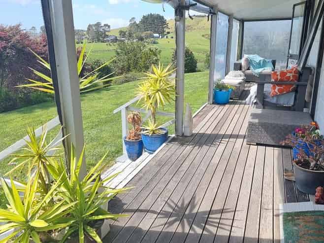 25C Hull Road, Waitoki