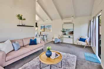 6 Trent Street, Island Bay