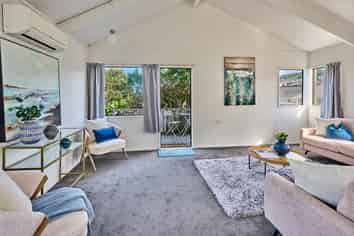 6 Trent Street, Island Bay