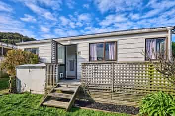 6 Trent Street, Island Bay