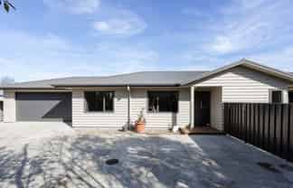 700A Grays Road, Mahora