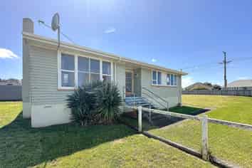 158 Puriri Street, Castlecliff