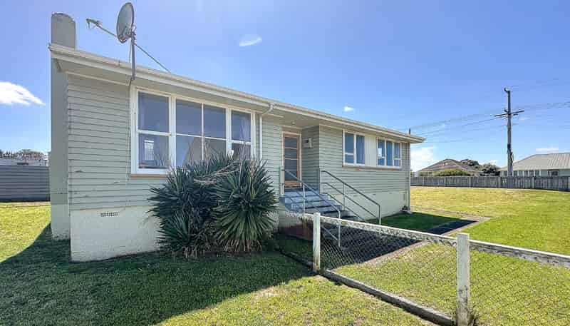 158 Puriri Street, Castlecliff
