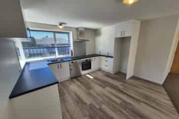 2/484 Sparks Road, Halswell