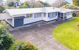 186 Great North Road, Otamatea