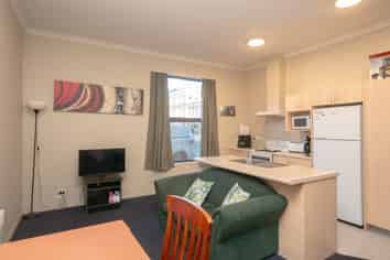 2/1 Anzac Avenue, North Dunedin