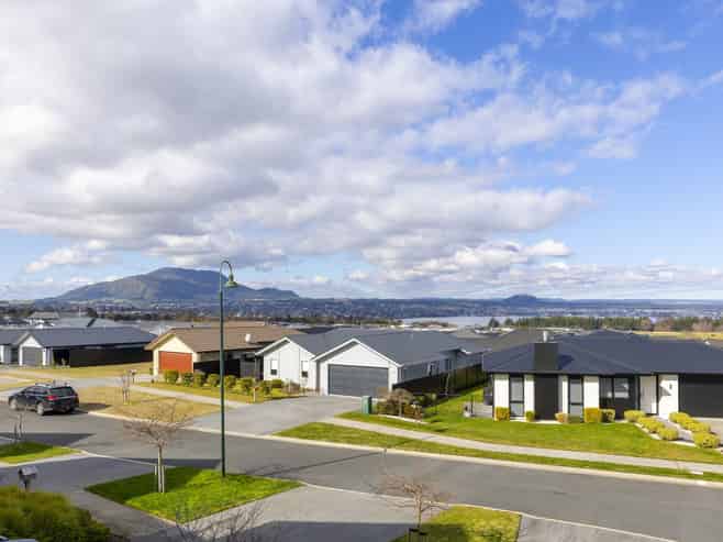28 Blue Dun Place, Nukuhau