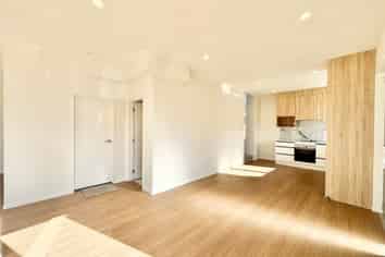 1/8 Imatra Place, Sunnyhills