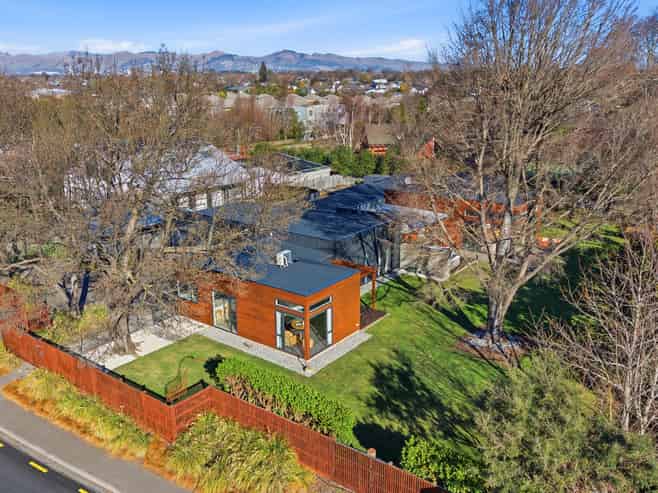 38 Grassmere Street, Papanui