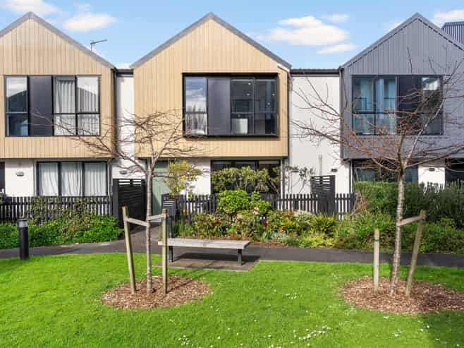 7 Windross Lane, Mount Wellington