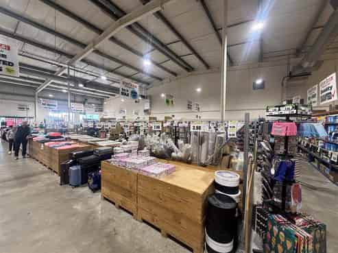 Prime Site for Retail or Wholesale