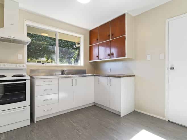 1 and 2/310 Weymouth Road, Clendon Park