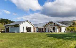 23 Waipuka Road, Havelock North