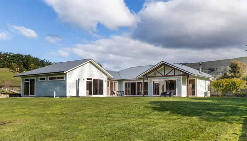 23 Waipuka Road, Havelock North