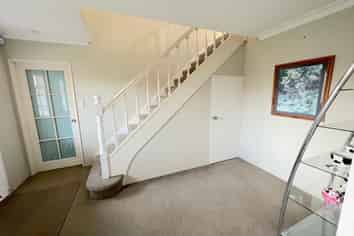 12 Sayers Crescent, Ilam