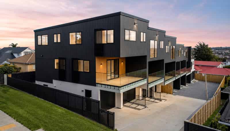 3/129 Cook Street, Howick