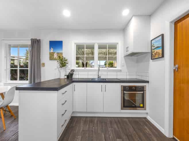 281 Avonhead Road, Avonhead