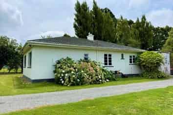 19 Trents Road, Templeton