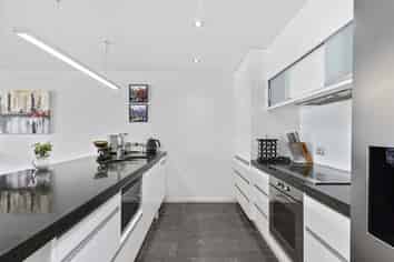 2C/138 Oriental Parade, Oriental Bay