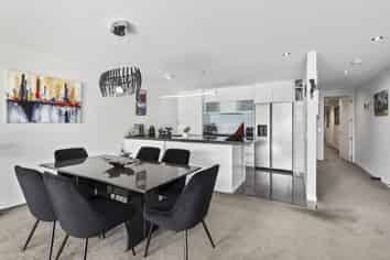 2C/138 Oriental Parade, Oriental Bay