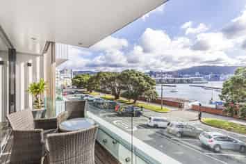 2C/138 Oriental Parade, Oriental Bay
