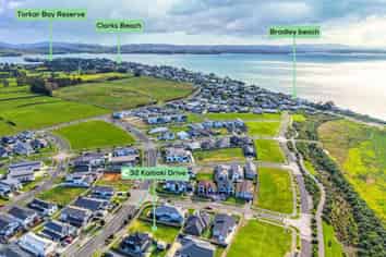 32 Kaitiaki Drive, Clarks Beach